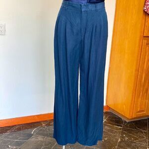 The script. Sofie pants 